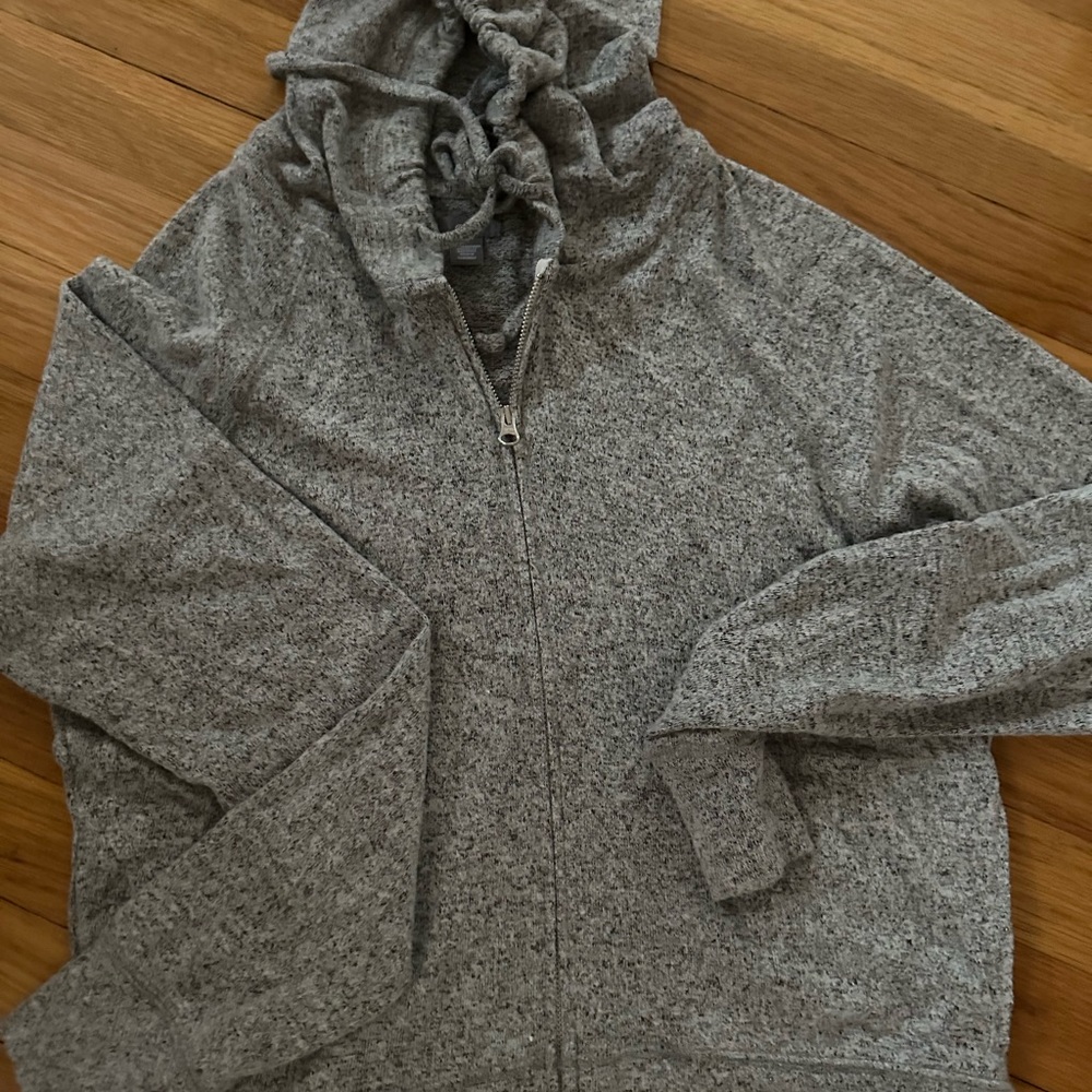 Grey sweat